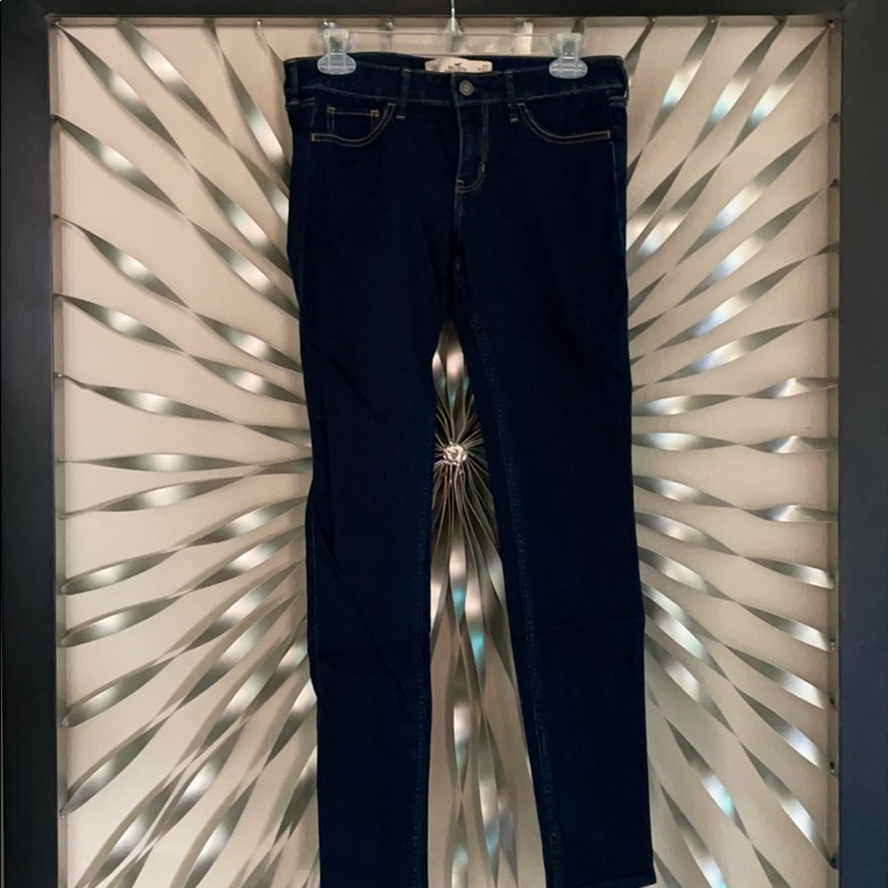 Hollister Dark denim jeans!
